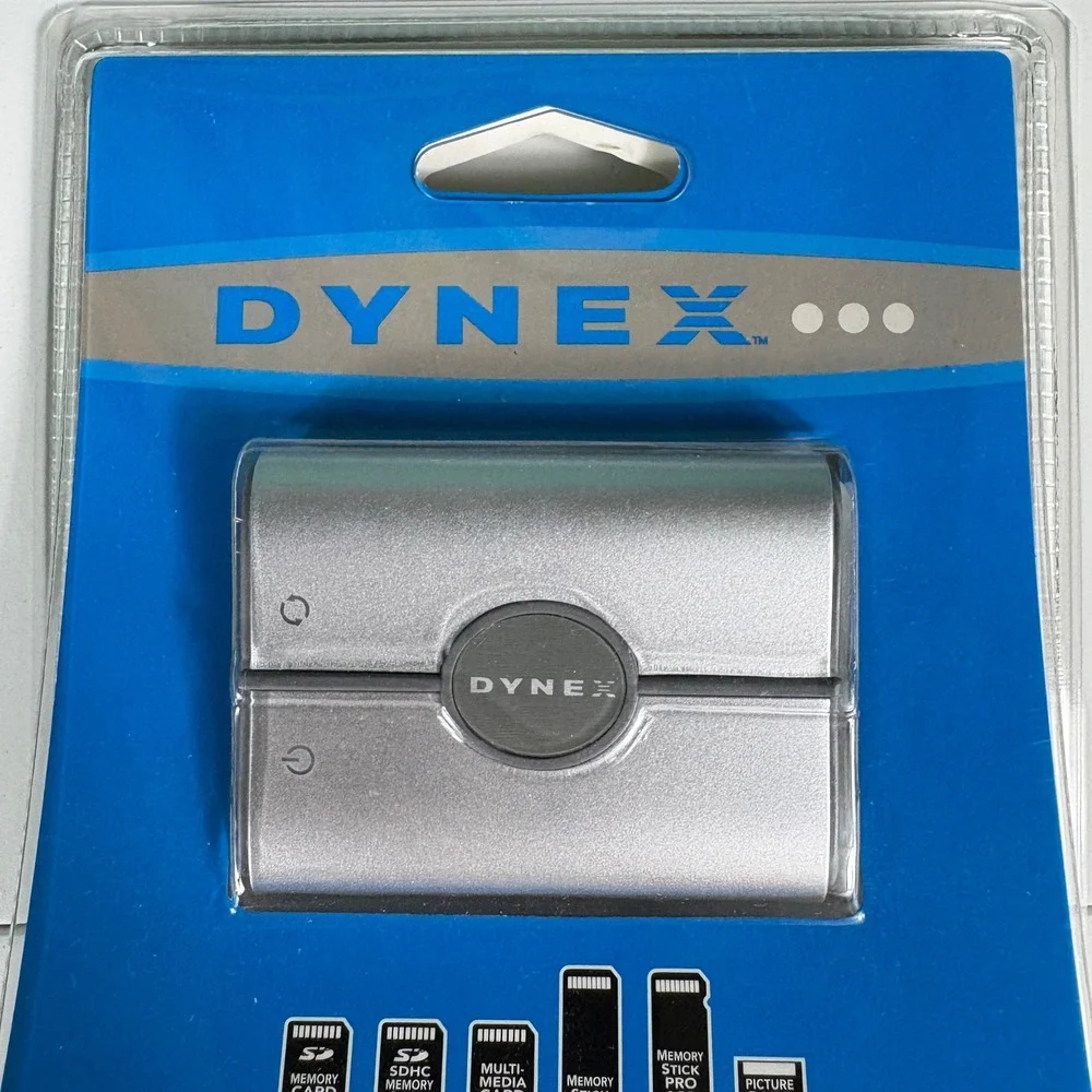 Dynex 6 in 1 USB 2.0 Memory Card Reader Writer SD CF‎ MS xD New